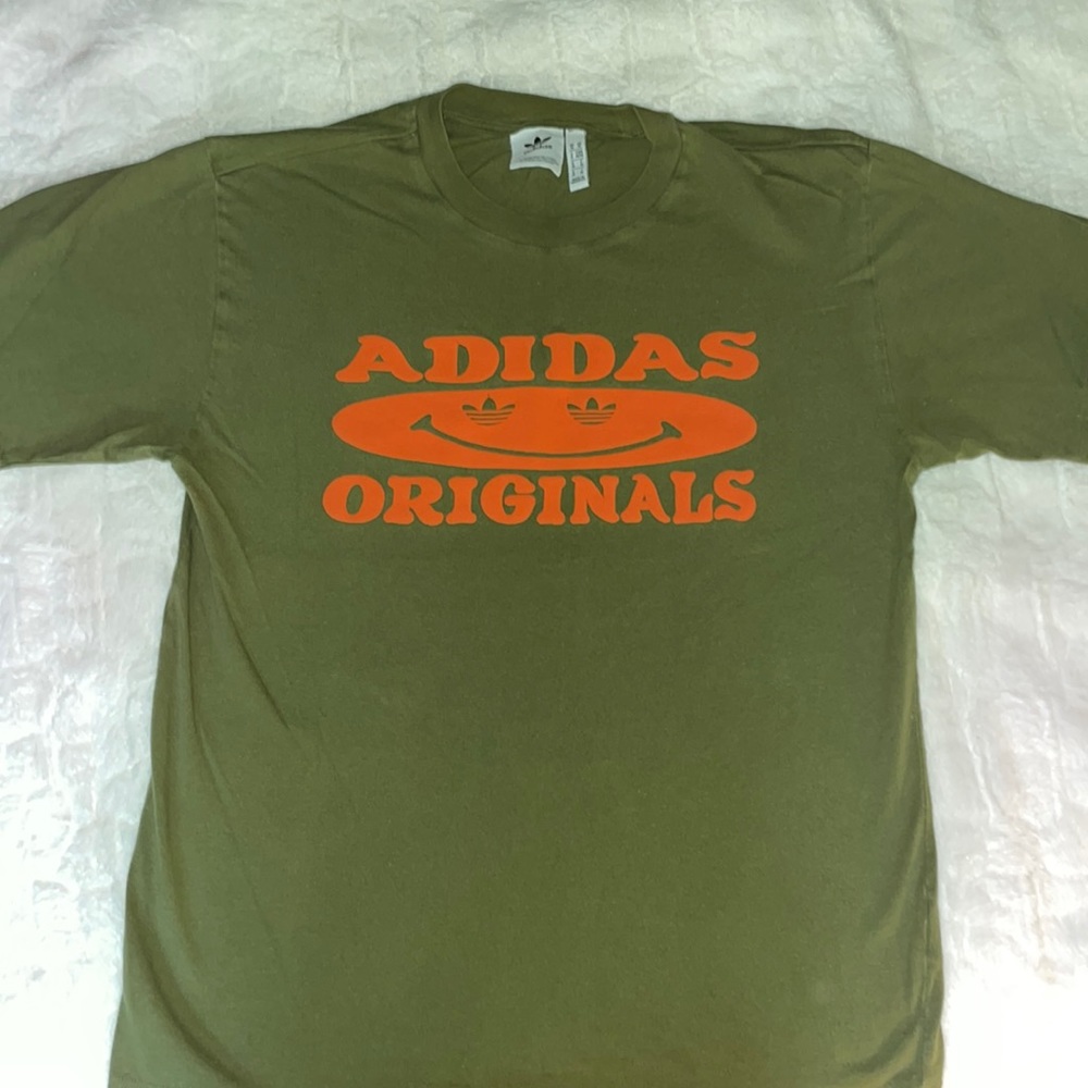 Adidas Originals t-shirt (size medium) - Picture 1 of 3